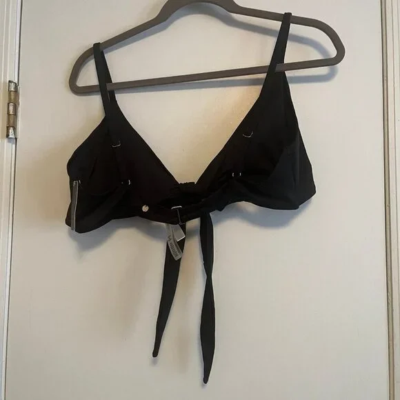 Victoria’s Secret Black Swim Bikini Top - Tie Front - NWT - Picture 2 of 6